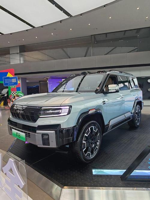 佛山153比亚迪方程豹硬派越野的爆款，英菲尼迪35周年与你共成长
